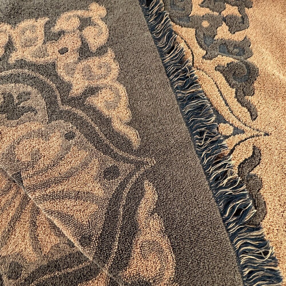 Vintage Reversible Jacquard Terry Cloth Fringed Trim Towel Rust/Navy Blue - Picture 6 of 6